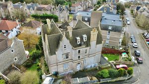 Photo 13- click for photo gallery